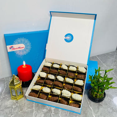Chocolate-coated dates with almonds